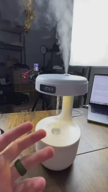 RedTrinket™ Anti-Gravity Rain Cloud Lamp